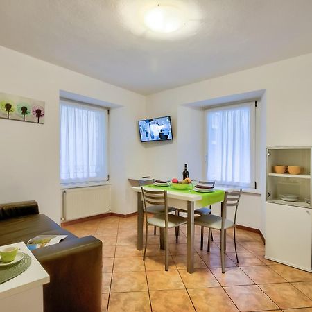 Casa Alpino - Happy Rentals Riva del Garda Eksteriør billede