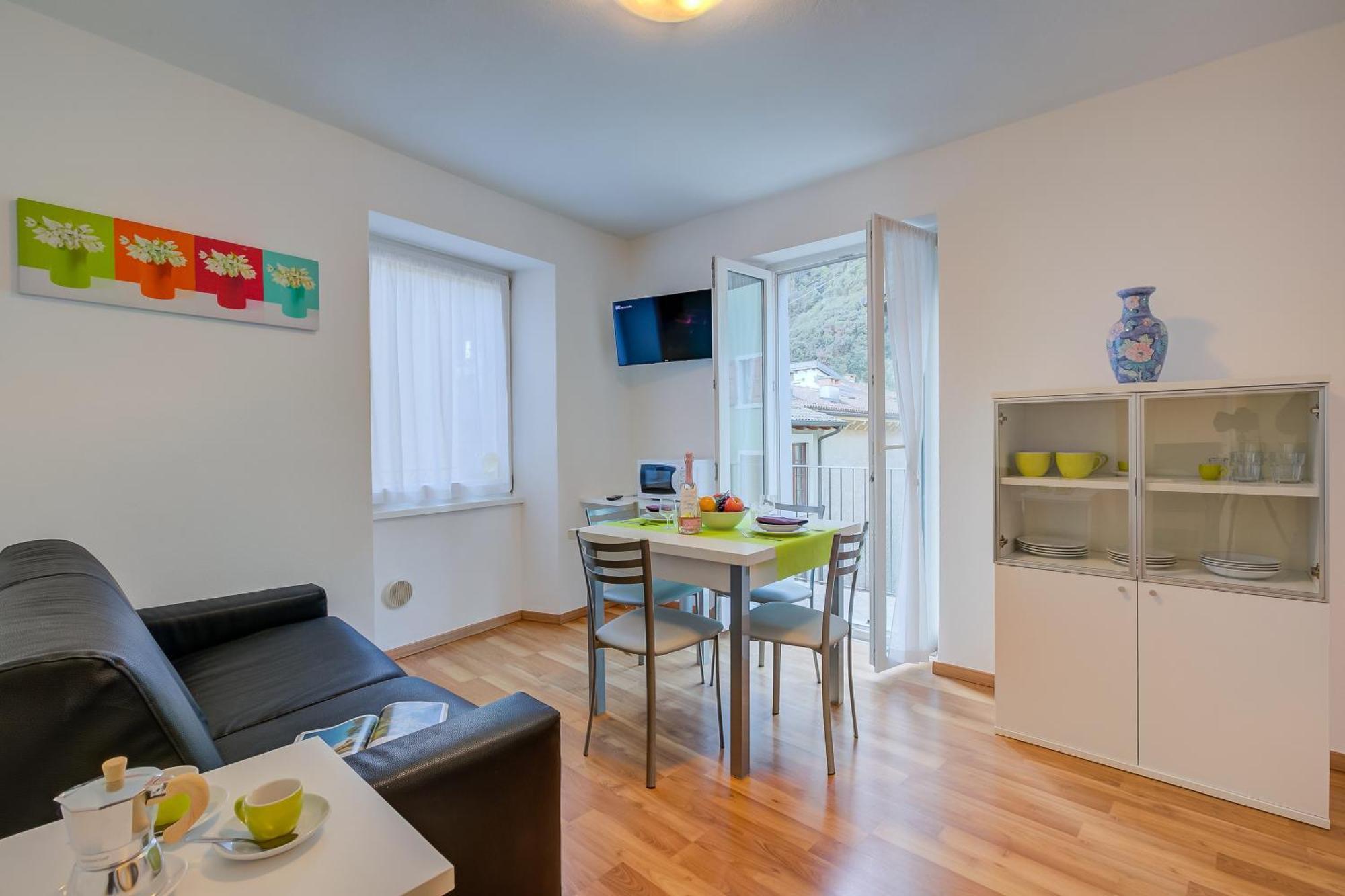 Casa Alpino - Happy Rentals Riva del Garda Eksteriør billede
