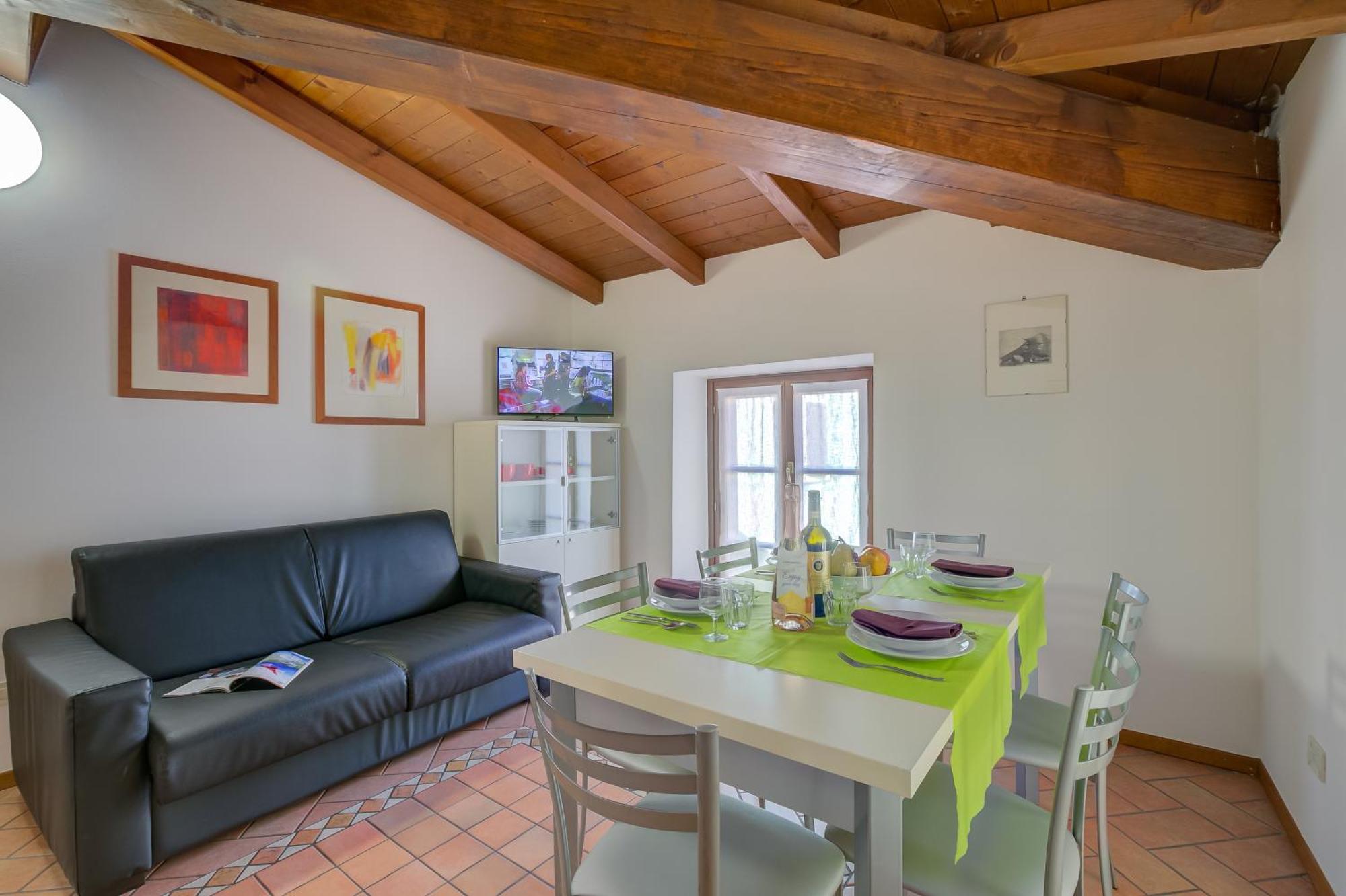 Casa Alpino - Happy Rentals Riva del Garda Eksteriør billede