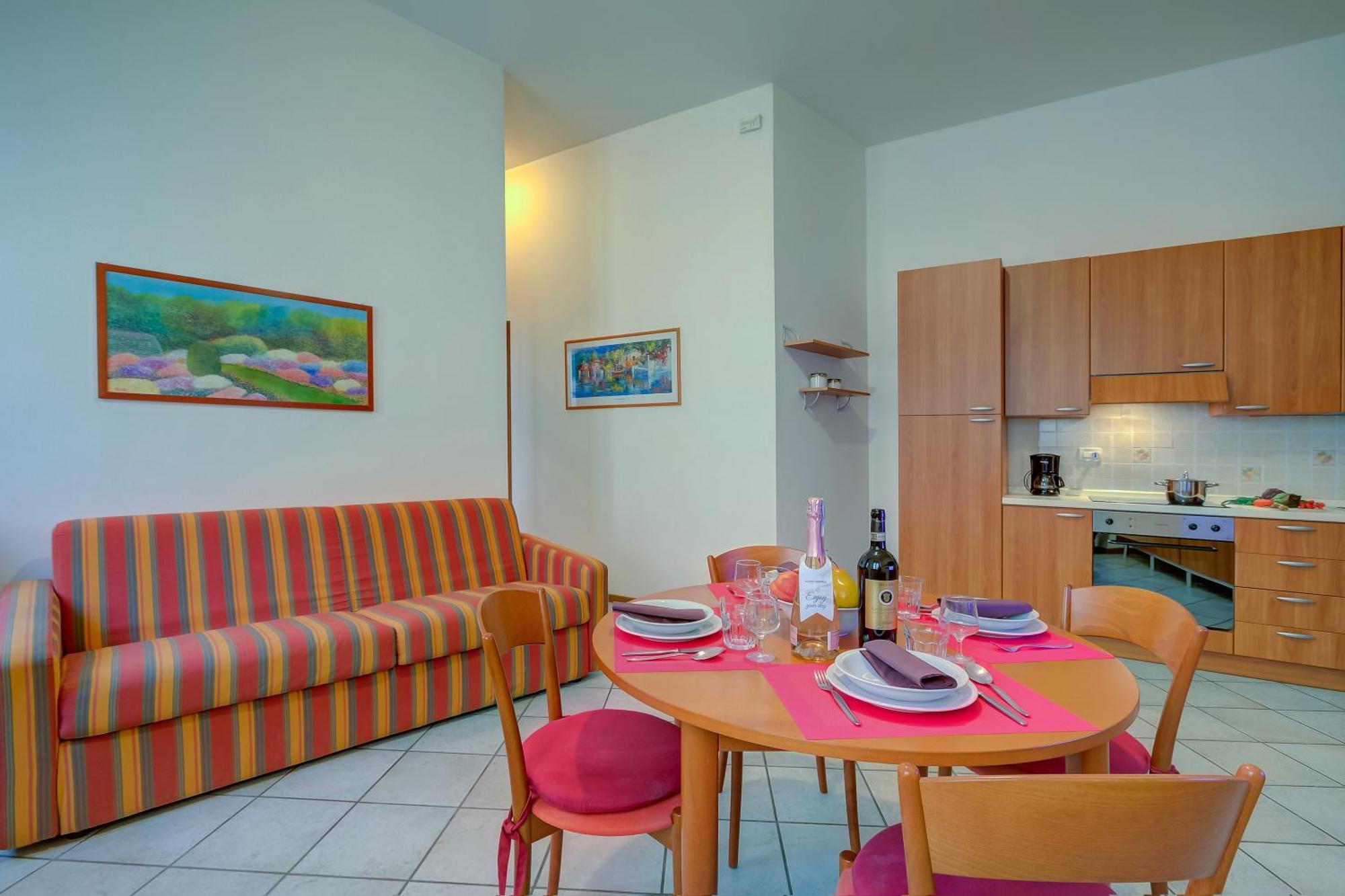 Casa Alpino - Happy Rentals Riva del Garda Eksteriør billede