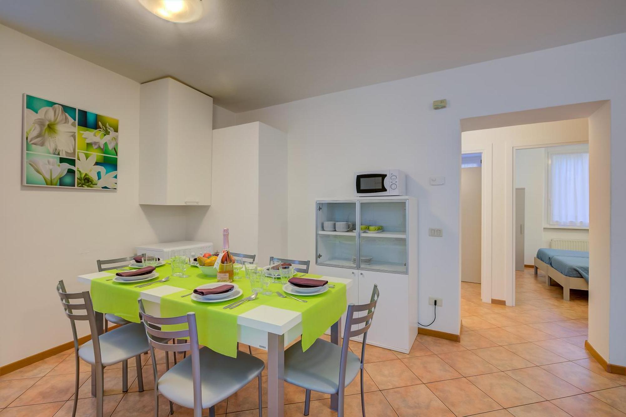 Casa Alpino - Happy Rentals Riva del Garda Eksteriør billede