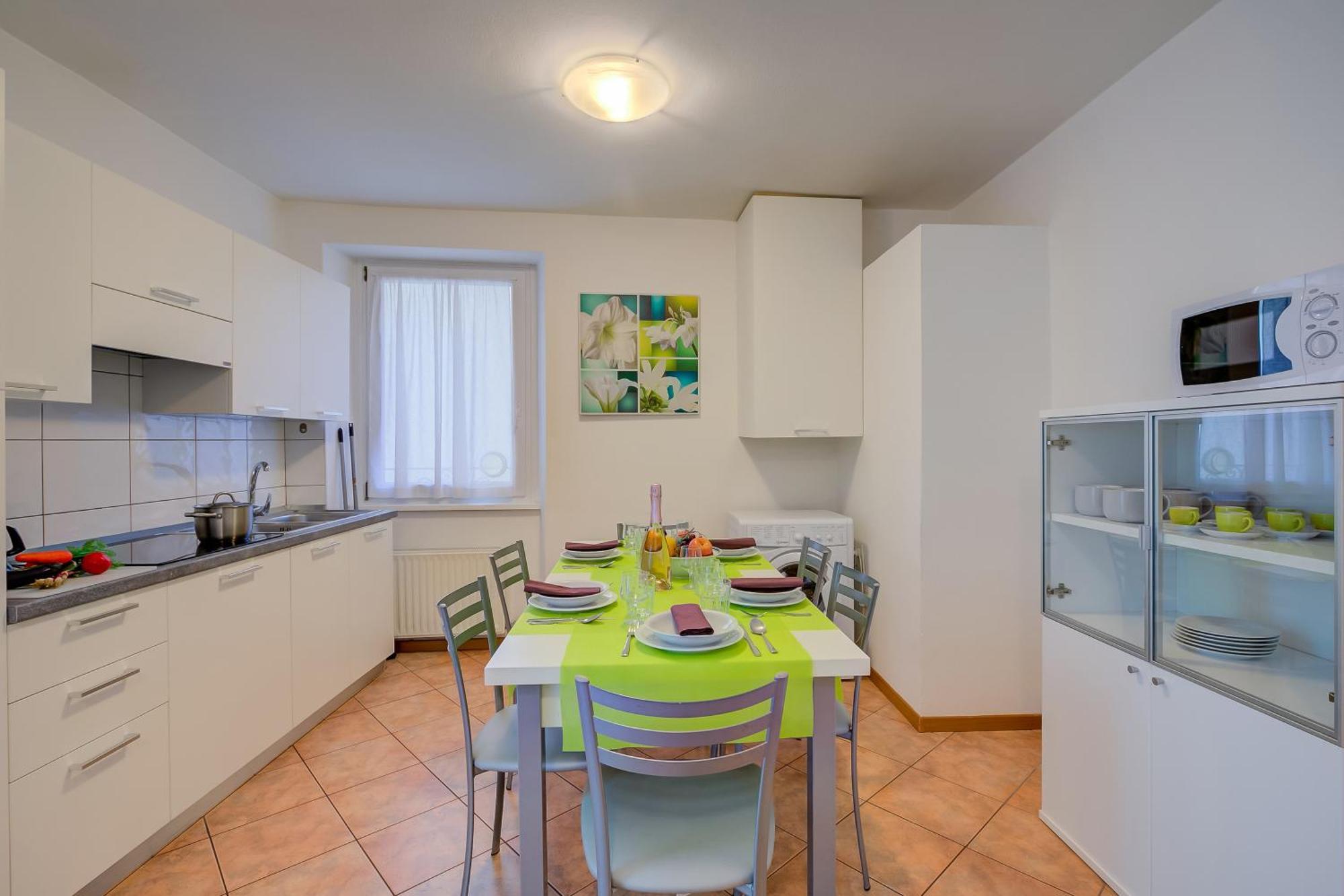 Casa Alpino - Happy Rentals Riva del Garda Eksteriør billede